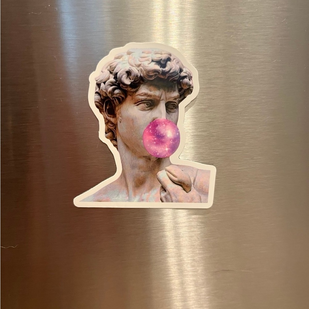 David Statue Magnet with Pink Bubblegum